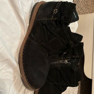 Born booties, black matte and shine finish , 7.5/38.5